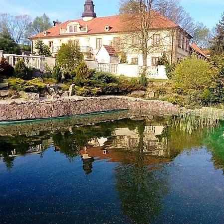 Hotel Zamecek Zdiky *